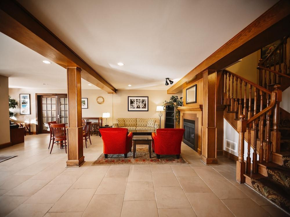 Travelodge Suites By Wyndham Regina - Eastgate Bay Екстериор снимка
